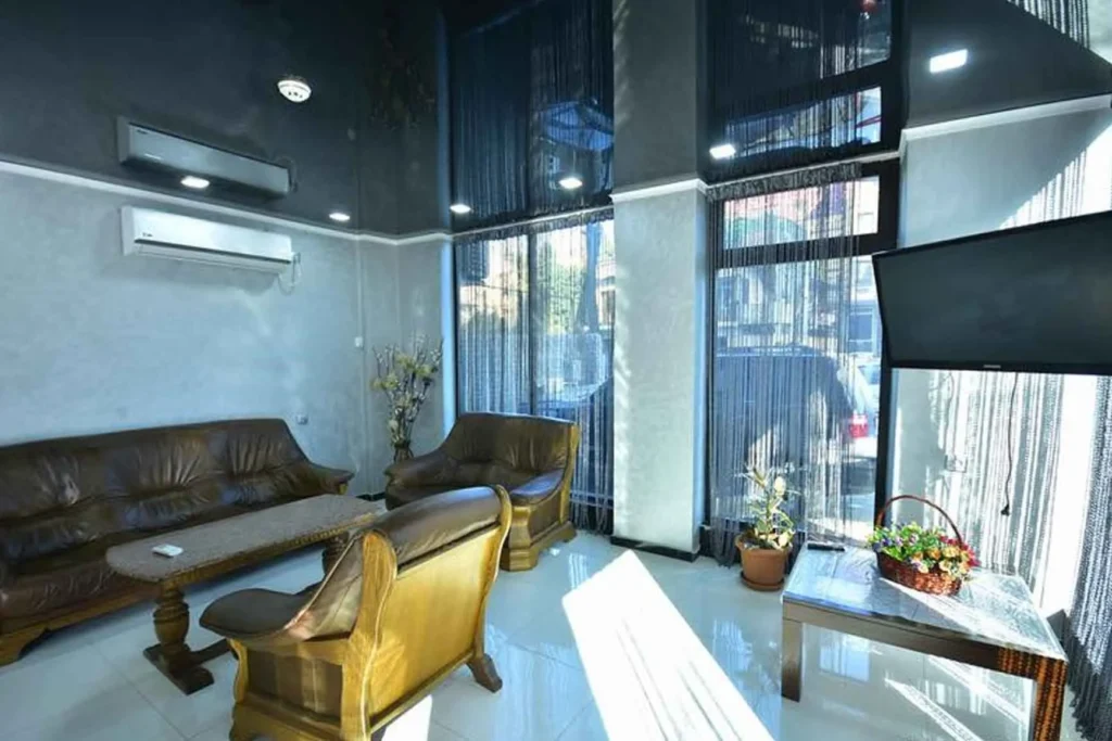 Batumi Inn
