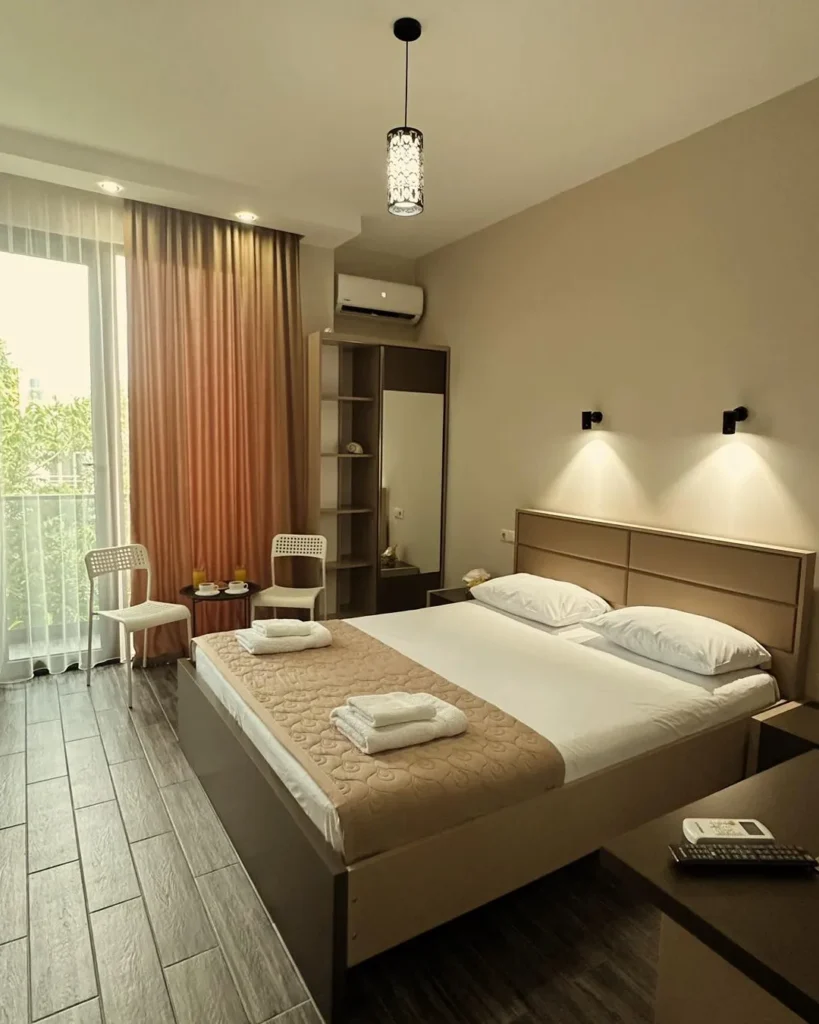 Hotel VS